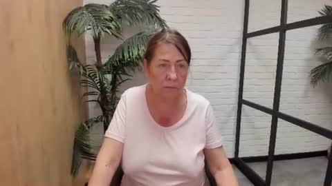 Linda online show from June 15, 1:02 pm
