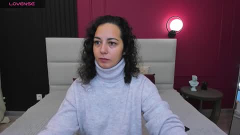 Linda online show from September 29, 1:22 am