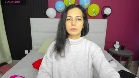 Linda online show from October 3, 12:51 am