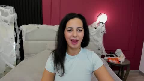 Linda online show from October 23, 2:00 am