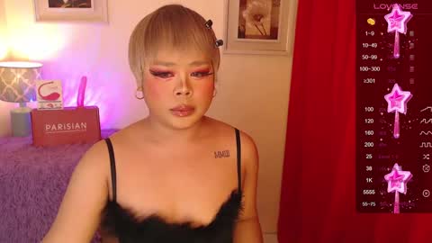 Lindsay online show from February 9, 11:36 am