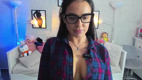 Alexandra online show from October 3, 11:51 am