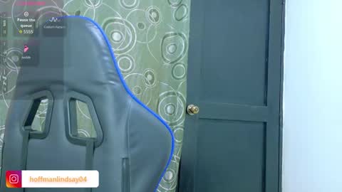 Snapshot of lindsayhoffman18 chatting on March 22, 3:04 pm Lindsay online show from March 22, 3:04 pm