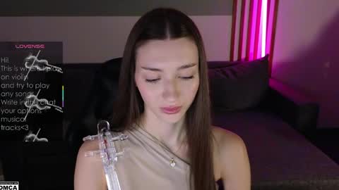 Lindsey online show from June 3, 9:42 pm
