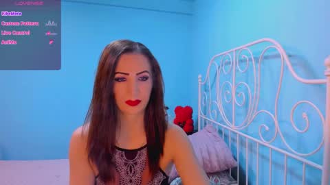 Lindsey online show from February 8, 8:42 pm