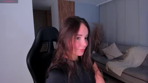 call me annie online show from September 26, 1:31 am