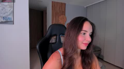 call me annie online show from December 17, 2:17 am