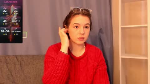 Allie online show from December 18, 10:08 am