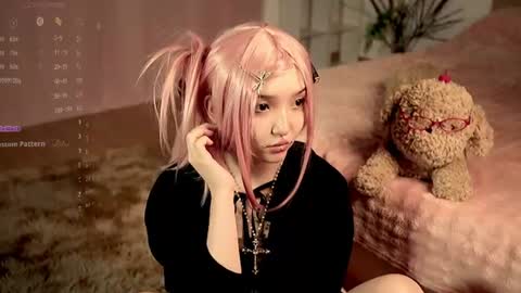 Linh -   online show from June 29, 10:32 pm