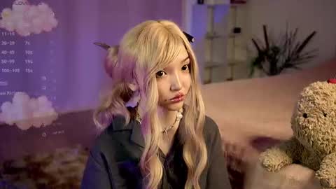 Linh -   online show from July 6, 9:17 pm