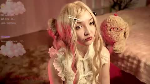 Linh -   online show from July 9, 9:19 pm