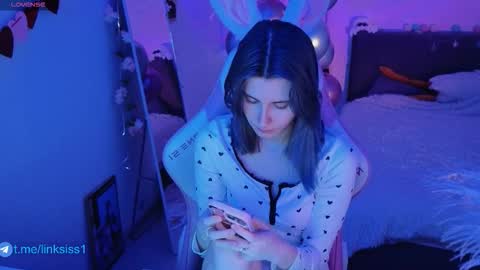 linksiss online show from February 15, 9:00 pm