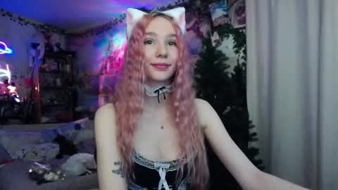 Snapshot of linlin_cuteeee chatting on December 14, 9:41 pm Lin online show from December 14, 9:41 pm