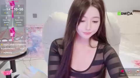 Linna online show from October 3, 2:03 pm