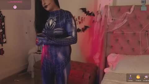 Snapshot of linoshka_1 chatting on October 23, 9:02 pm Luciana online show from October 23, 9:02 pm