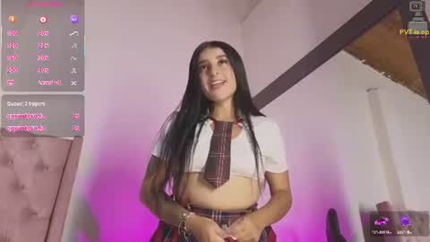 Snapshot of linoshka_1 chatting on June 13, 1:58 am Luciana online show from June 13, 1:58 am