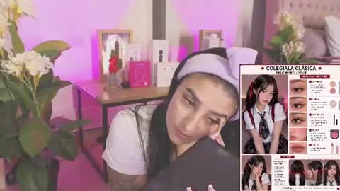 Snapshot of linoshka_1 chatting on July 31, 12:21 am Luciana online show from July 31, 12:21 am