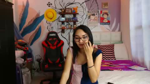 LinzyBaner online show from February 26, 10:53 pm