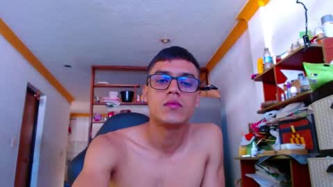 lion_grr online show from October 1, 2:23 pm