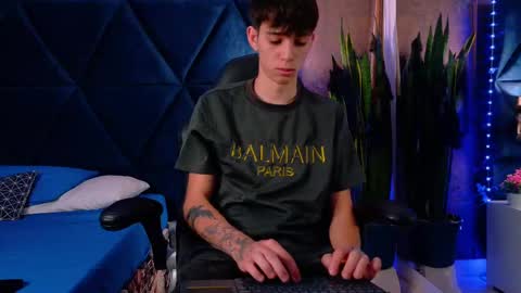 LION FOSTER online show from October 23, 12:04 pm