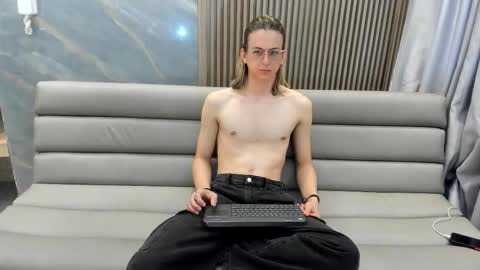 Snapshot of lior_evan chatting on November 30, 11:58 am Lior evan online show from November 30, 11:58 am