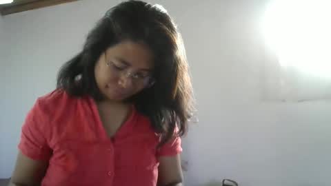 liora online show from February 9, 3:21 am