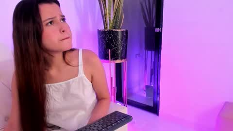 Liorah wolf online show from February 17, 8:15 pm