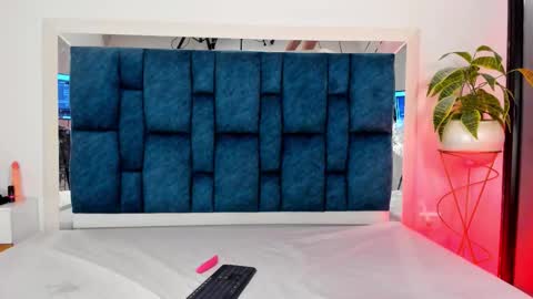 Liorah wolf online show from March 11, 8:59 pm