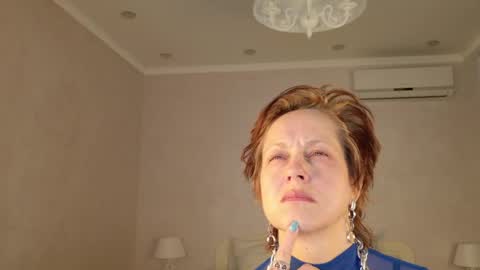 Snapshot of lioraweiss chatting on March 29, 8:03 am Liora Weiss online show from March 29, 8:03 am