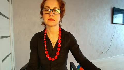 Snapshot of lioraweiss chatting on April 20, 8:39 am Liora Weiss online show from April 20, 8:39 am