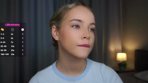Amelia online show from December 23, 3:40 am