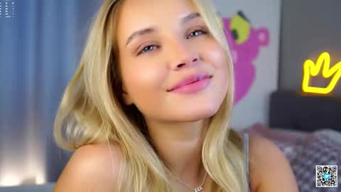 Amelia online show from October 11, 4:33 am