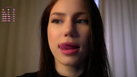 Amelia online show from May 24, 1:10 am