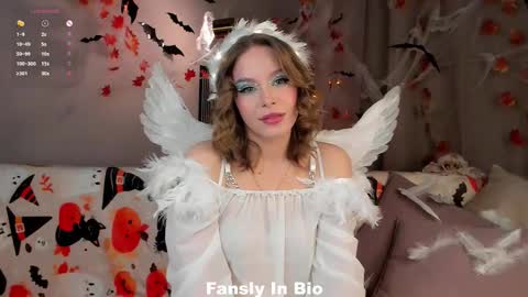 Lina online show from October 31, 1:39 am