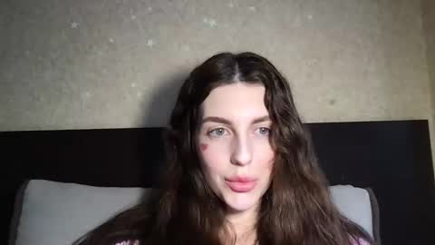 lipsylolly online show from February 13, 11:50 am