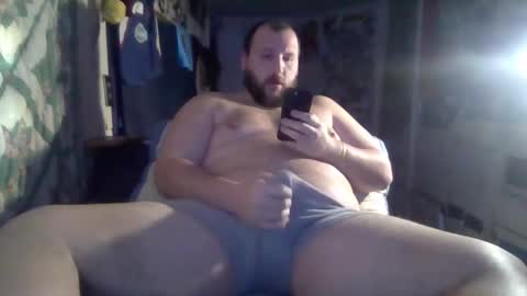 Snapshot of liquidscissors chatting on March 24, 11:37 am LiquidScissors online show from March 24, 11:37 am