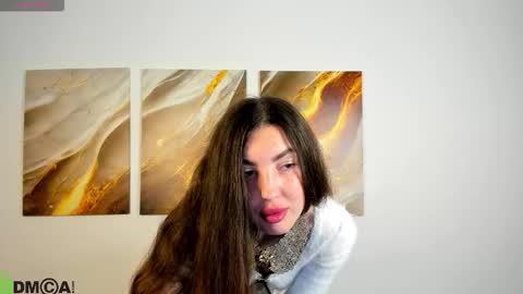 Snapshot of lira_revery chatting on November 21, 1:37 am Lira revery online show from November 21, 1:37 am