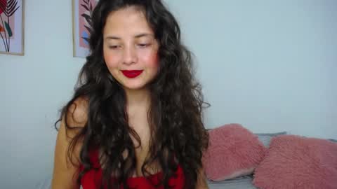 Lily see u on december 2 online show from December 6, 9:57 pm