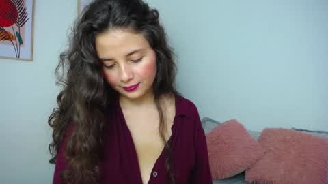 Lily see u on december 2 online show from December 17, 10:11 pm