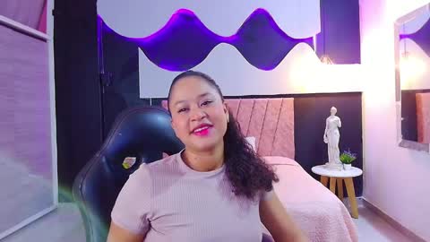 lis_shepard online show from April 24, 12:29 pm