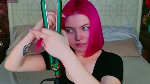 lissi online show from December 17, 4:23 am