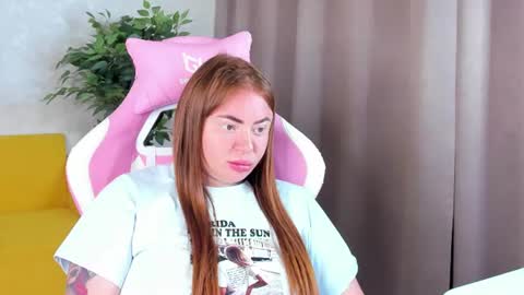 Snapshot of lisa_alexsa chatting on July 14, 3:44 am Lisa online show from July 14, 3:44 am