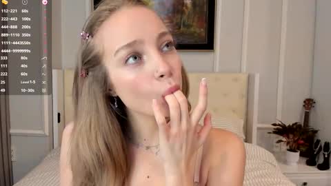 Snapshot of lisa_babymetal chatting on February 26, 6:34 am Lisa online show from February 26, 6:34 am