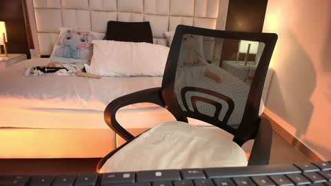 Lisa online show from February 1, 5:26 pm