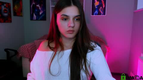 Snapshot of lisa_dark_ chatting on June 1, 9:33 am Lisa online show from June 1, 9:33 am