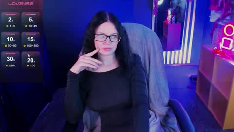 Snapshot of lisa_nerdy chatting on December 15, 10:19 am Lisa online show from December 15, 10:19 am