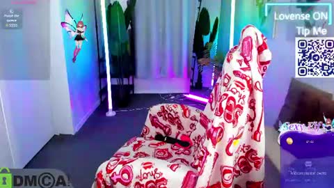 lisa_rabbit online show from June 12, 12:53 am