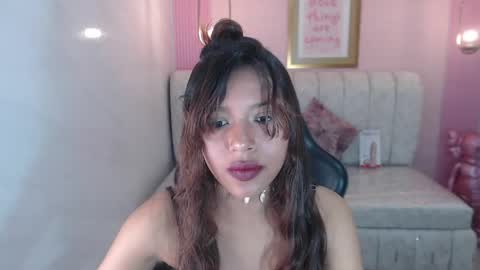 Snapshot of lisa_s1 chatting on June 5, 8:36 pm Liz online show from June 5, 8:36 pm