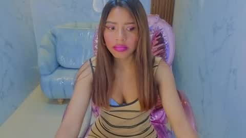 Liz online show from June 17, 8:43 pm