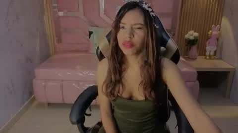 Liz online show from July 23, 8:18 pm